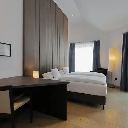 Devin Art 杜塞尔多夫