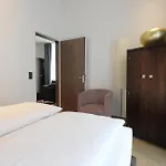 Hotel Devin Art 4*