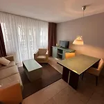 Devin Art 4* Dusseldorf