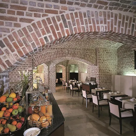 Devin Art 4* Düsseldorf