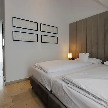 Devin Art دوسلدورف